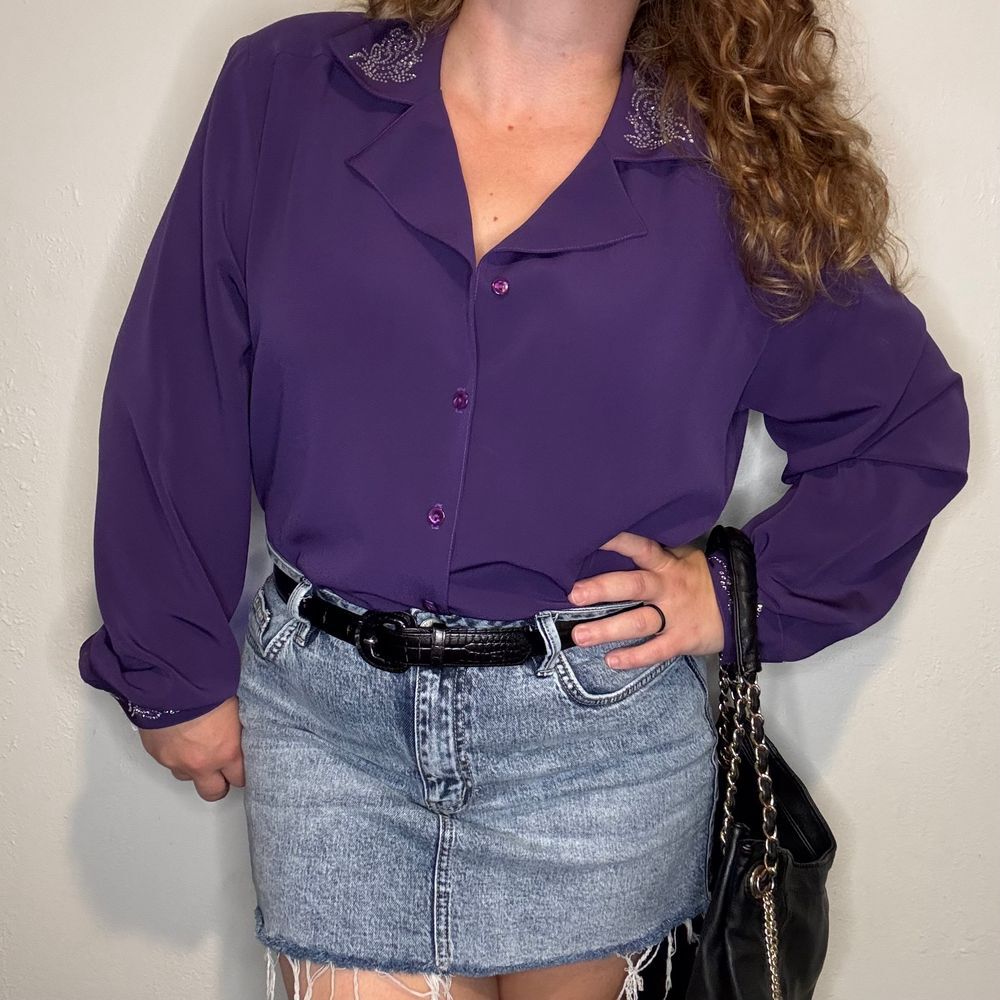 Vintage Da-Rue Purple Rhinestone Detail Women's Button Down Blouse Top One Size